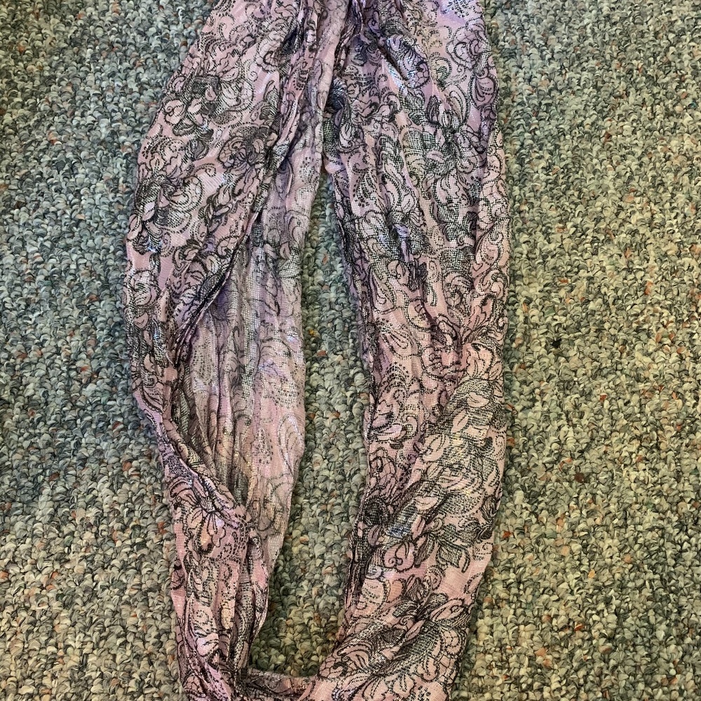 Scarf bundles: options available
